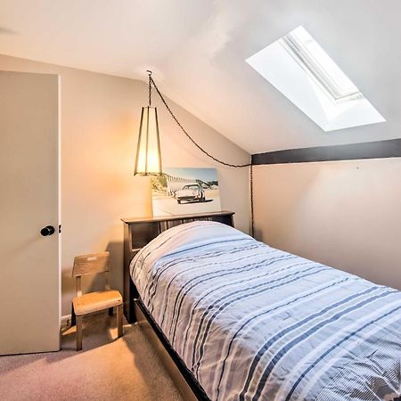 Runningwater Apartment In Lancaster With Deck エクステリア 写真