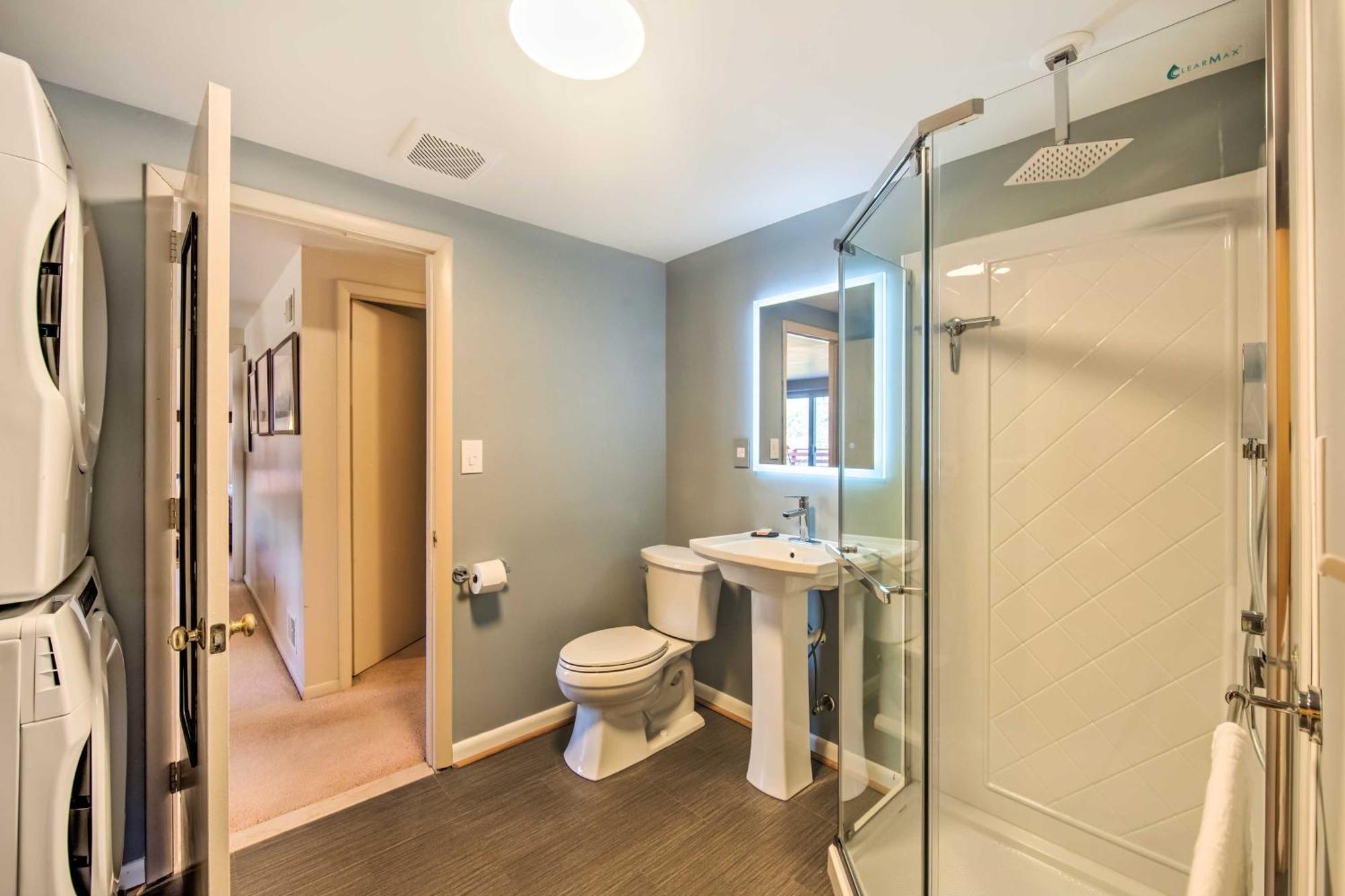 Runningwater Apartment In Lancaster With Deck エクステリア 写真